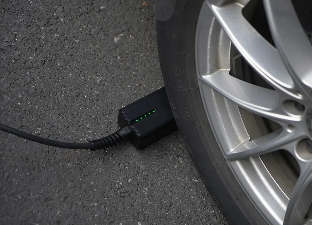 Borne de recharge voiture électrique mobile 3.6KW type2-schuko
