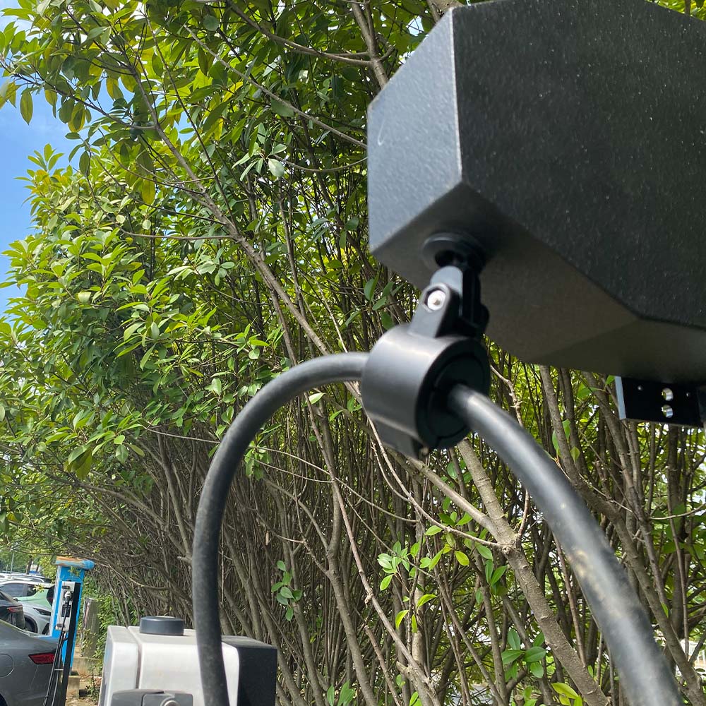 Rétracteur de cable de recharge voiture électrique